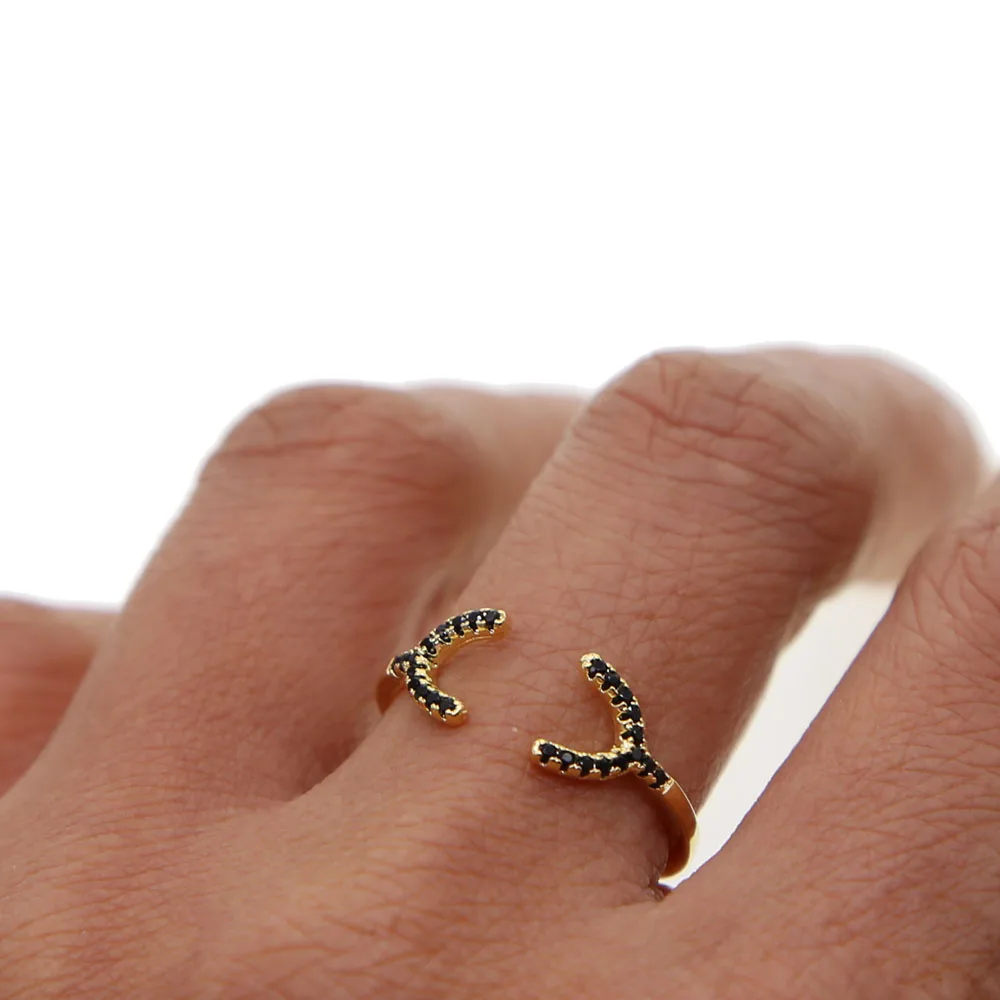 Женское золотое кольцо миди Открытое Kunckle регулируемое с черными фианитами
