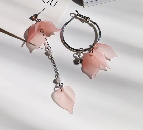 Серьги-кисточки с розовыми лепестками, асимметричные круглые серьги с матовой текстурой, подарочные аксессуары, серьги для женщин - Окраска металла: pink