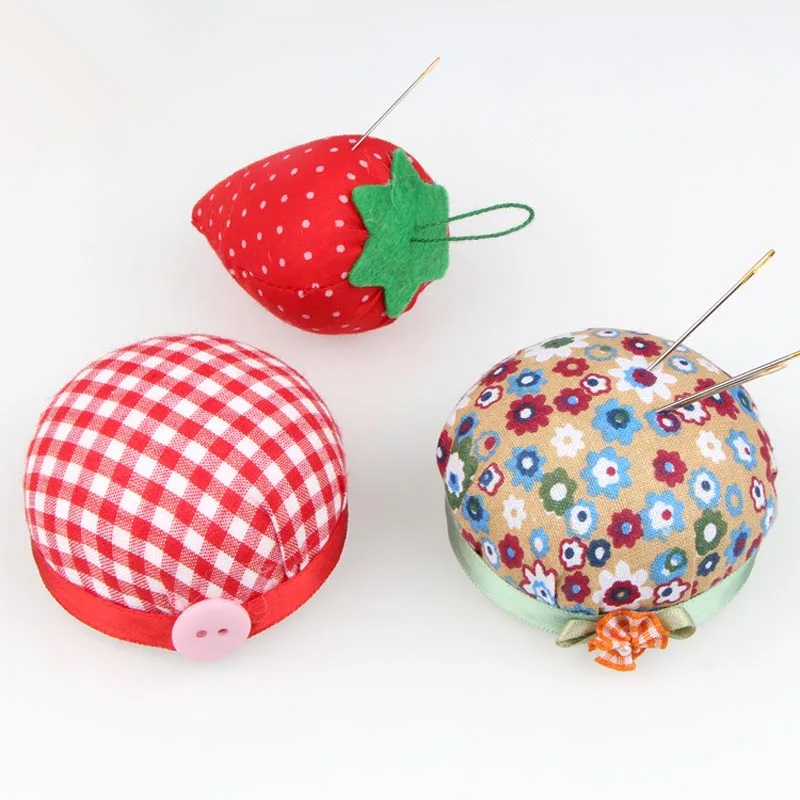 2pcs/set Sewing Strawberry Needle Pin Cushion With Elastic Wrist Belt DIY Handcraft Tool for Stitch Needlework Accessory | Дом и сад