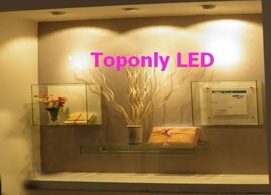 

Европейский стиль, Светодиодный точечный светильник с шарнирным замком 35 Вт, белый цвет может скользить и поворачиваться на 360 градусов, осв...