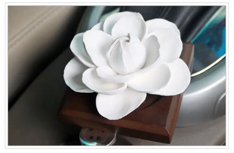 

Car Styling Interior Decor Handmade Refined Ceramic Aromatherapy Air Freshener Flower Ornaments Gift Without Liquid Perfume