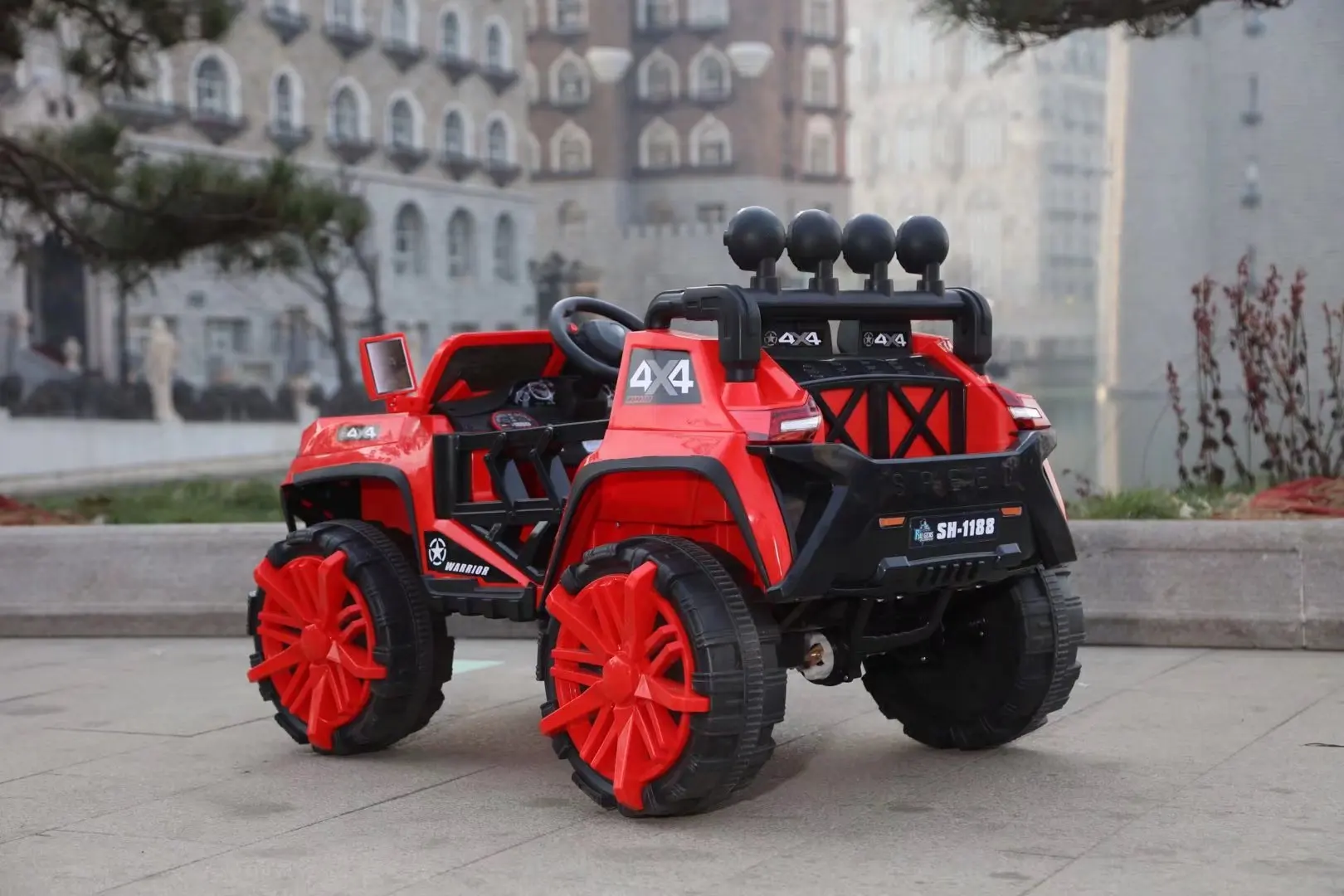 Детский электромобиль четырехколесный автомобиль-качалка с дистанционным управлением