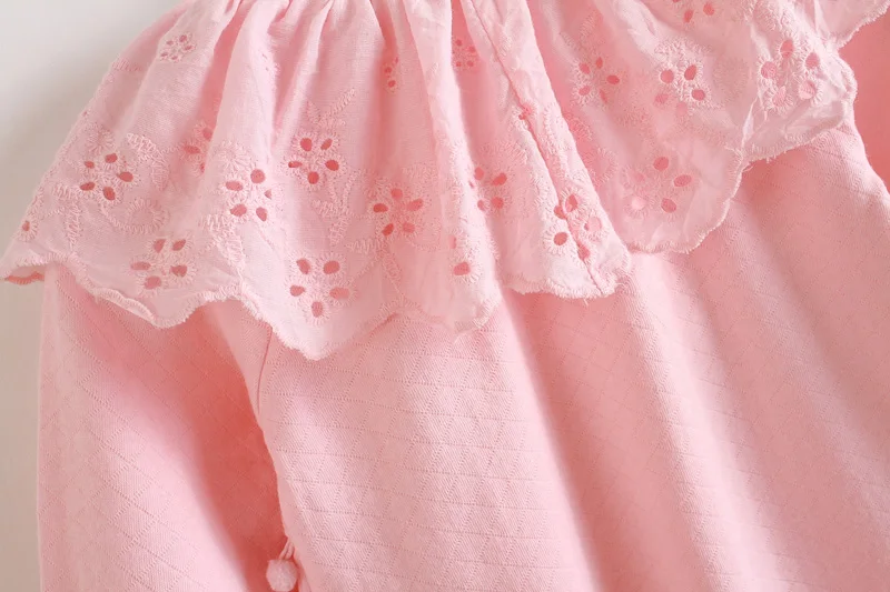 Детский комбинезон с вышивкой круглым воротником | Мать и ребенок