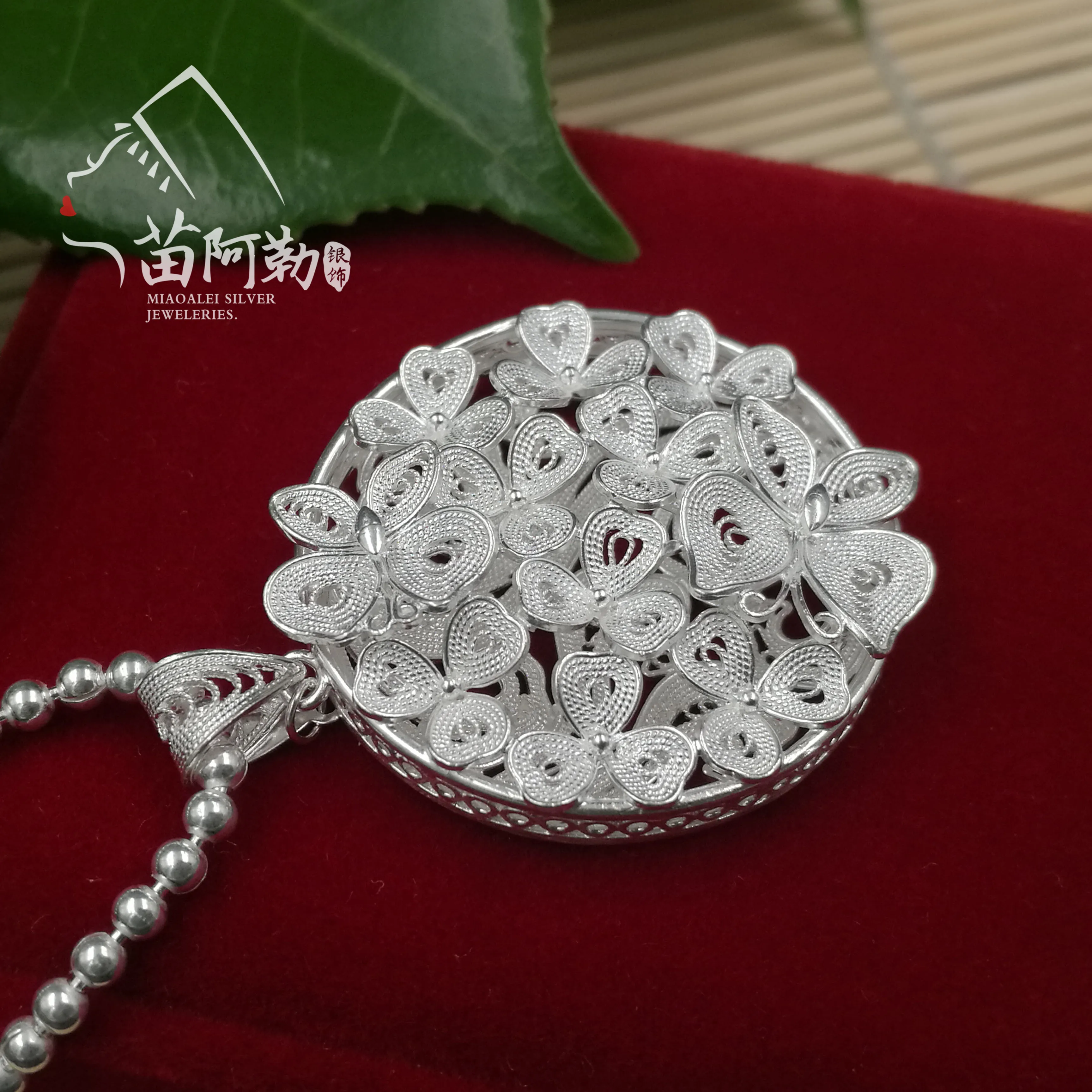 Серебряная подвеска-бабочка цветок с ручным рисунком Летающая бабочка
