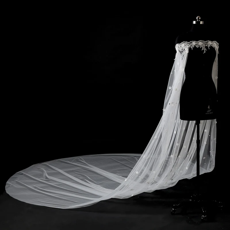 Свадебные накидки с жемчугом и объемными цветами очень мягкие длинные из тюля на