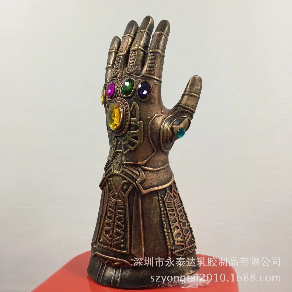 Thanos перчатки бесконечности перчатка Таноса Мстители война косплей супергерой