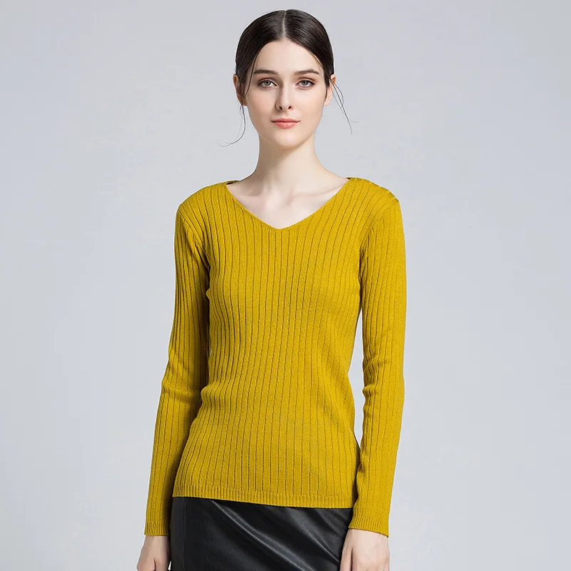 Женский свитер длинный трикотажный с треугольным вырезом | Женская одежда