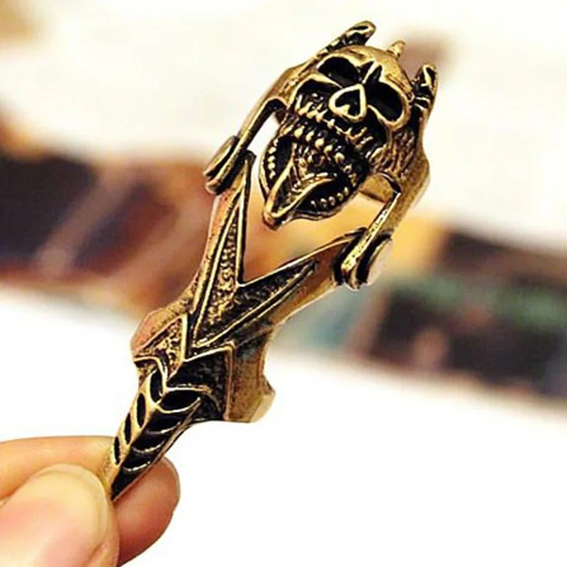 Бронзовое кольцо в форме черепа готический панк альтернативный стиль винтажное