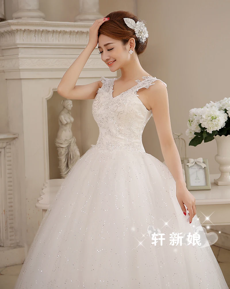 Романтические Кружева Свадебные Платья Очаровательная Женщина V Шеи Sheer Рукавов