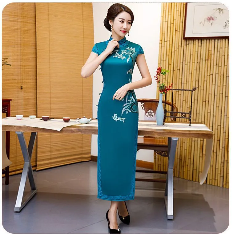 Sheng Coco размера плюс Королевский синий китайский шелк Qipao атлас Cheongsam платья Длинные Кружева Окаймленный воротник Qipao 4XL вышитые цветы