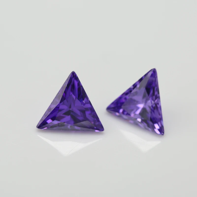 50 шт. 3x3 ~ 10x10mm Треугольники Форма фиолетовый AAAAA свободный циркониевый куб камень
