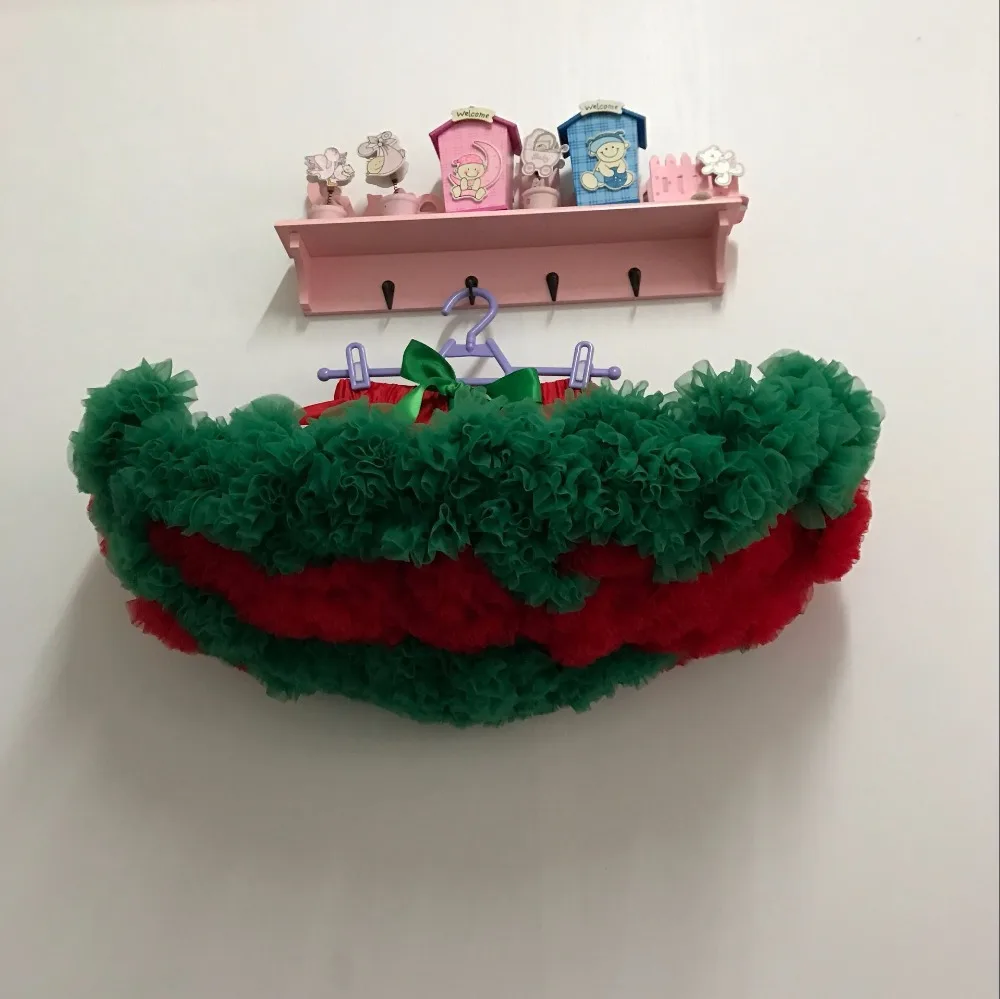 Рождественские юбки для маленьких девочек зеленые с красно-белыми пачками