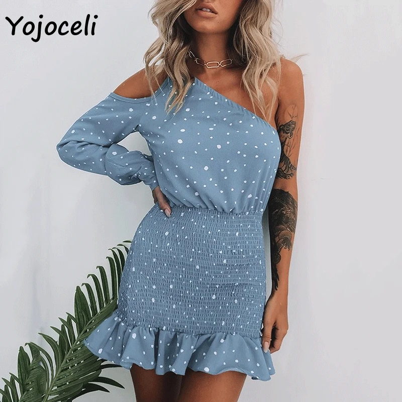 Женское платье в горошек Yojoceli клубное мини с оборками на одно плечо облегающее