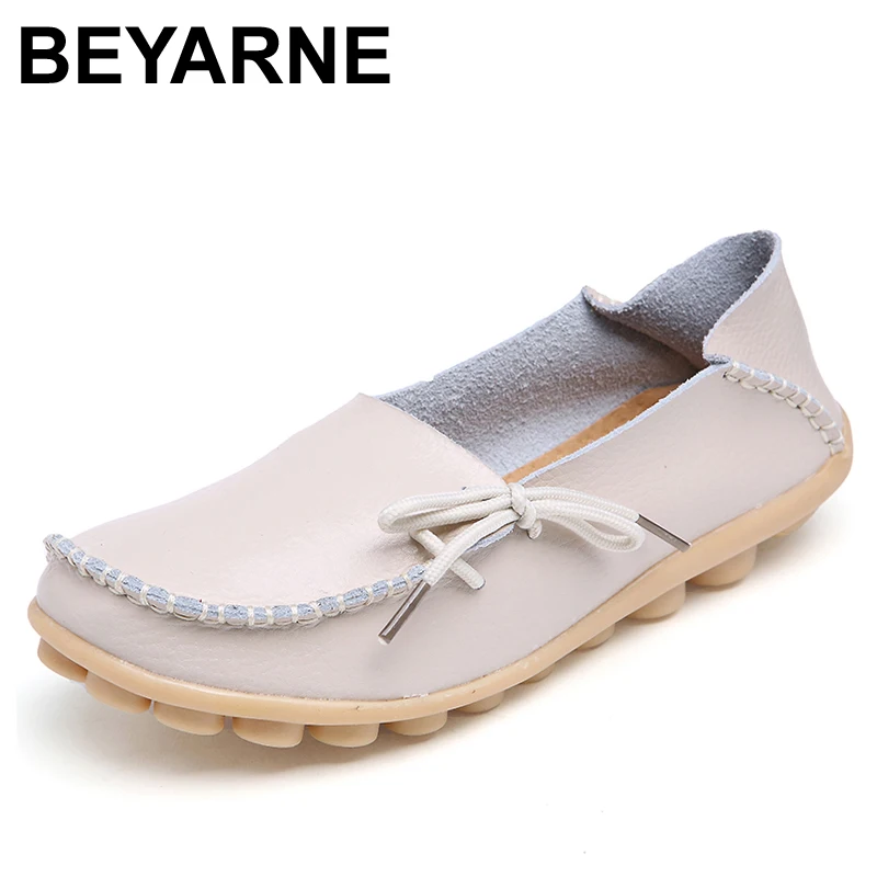 

BEYARNE Free shipping Genuine Leather Mother Shoes Moccasins Women's Soft Leisure Flats Female Driving Shoes Flat Loafers