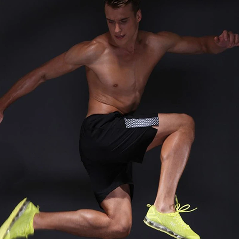 Новейшие мужские спортивные шорты трико для бега футбольные Светоотражающие