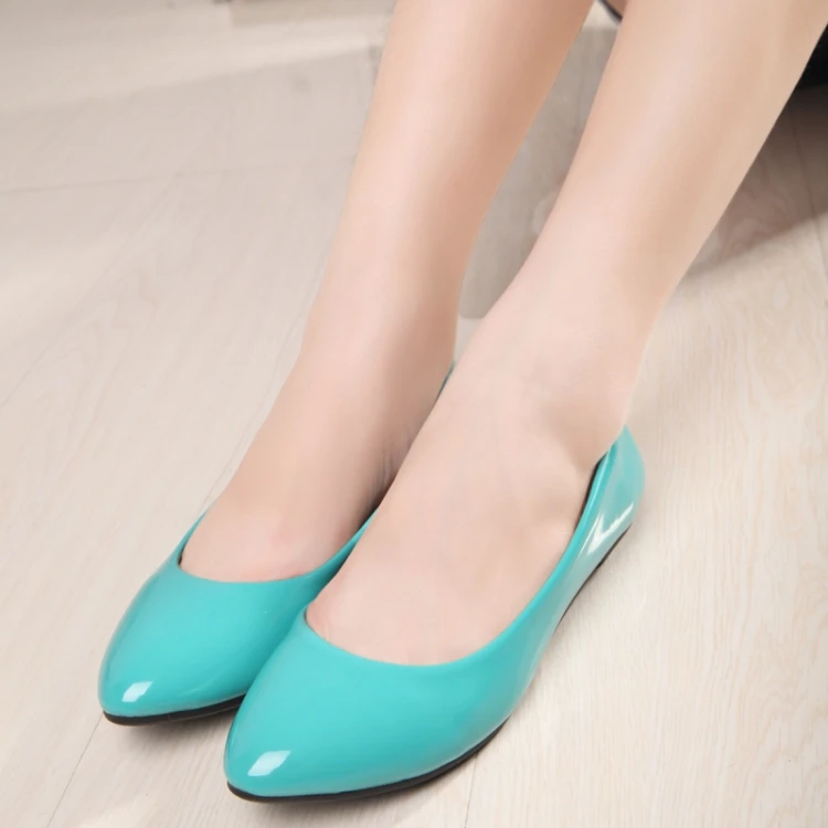 Весна/Новинка осени из лакированной кожи ярких цветов Женская обувь на плоской