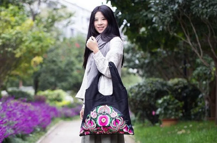 Новинка женская сумка ручной работы с вышивкой в национальном стиле тоуты