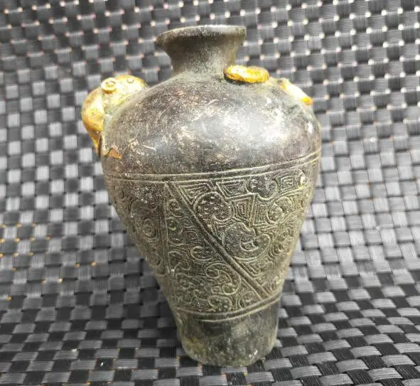 

Китайский архаиз, латунная змея, крыса, бутылка