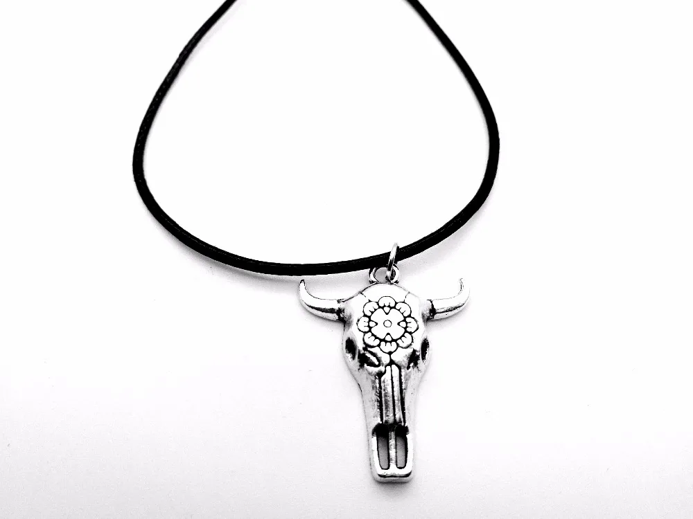 10 шт. викинги скелет череп голова руля ожерелье подвеска животное телец Коровья