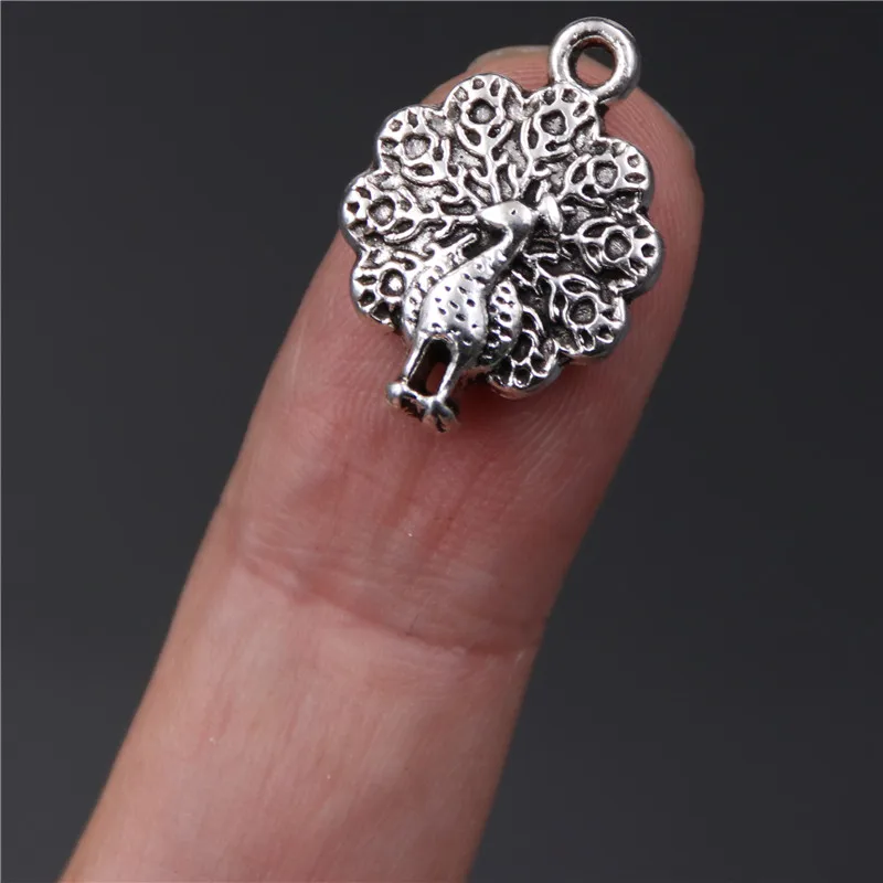 

WKOUD 20pcs Alloy Antique Silver Color Plated Animals Beautiful Peafowl Peacocks Charms Pendant For DIY Jewelry Findings A372