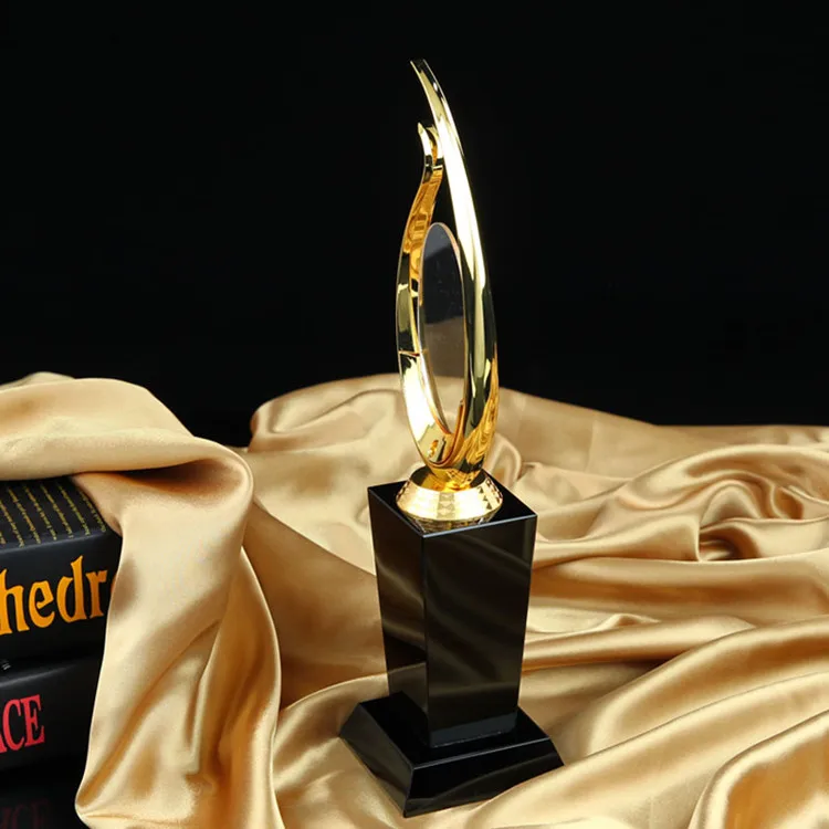 Металлический трофей с пламенем отличные сувениры для награды за Хэллоуин Рождественское украшение|engraved
