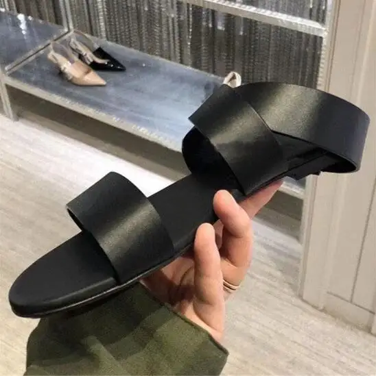 

2019 Beach Flat Ballet Cross Strap Sandal Woman Summer Gold Metal Buckle Belts Sandalias Casual Shoe Black Brown Leather Sandals