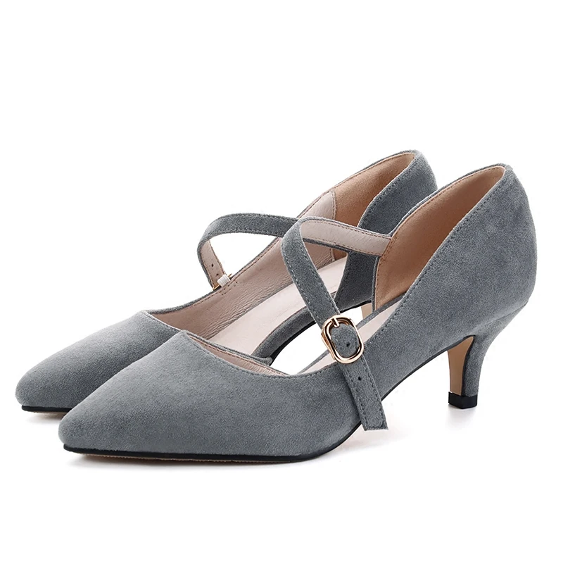 

new Korean version of low-heeled shoes with shallow mouth inside the large size women's shoes