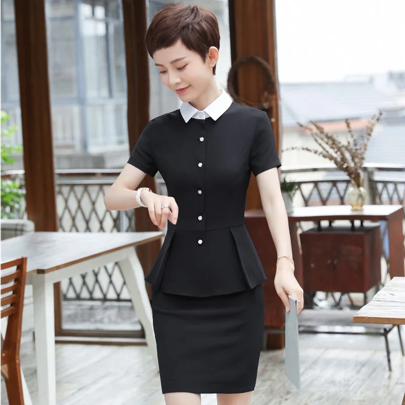 Темно-синий приталенный строгий комплект из 2 предметов: топ и юбка для женщин