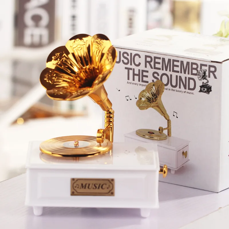Music Box Jewelry Modern Design Phonograph Ornaments Lovely Valentine's Day Gift Model | Дом и сад