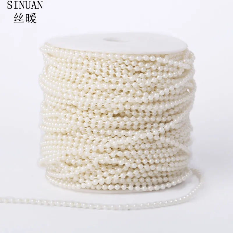 Пластиковые цепочки из шариков китайские бусины акриловые белый и кремовый