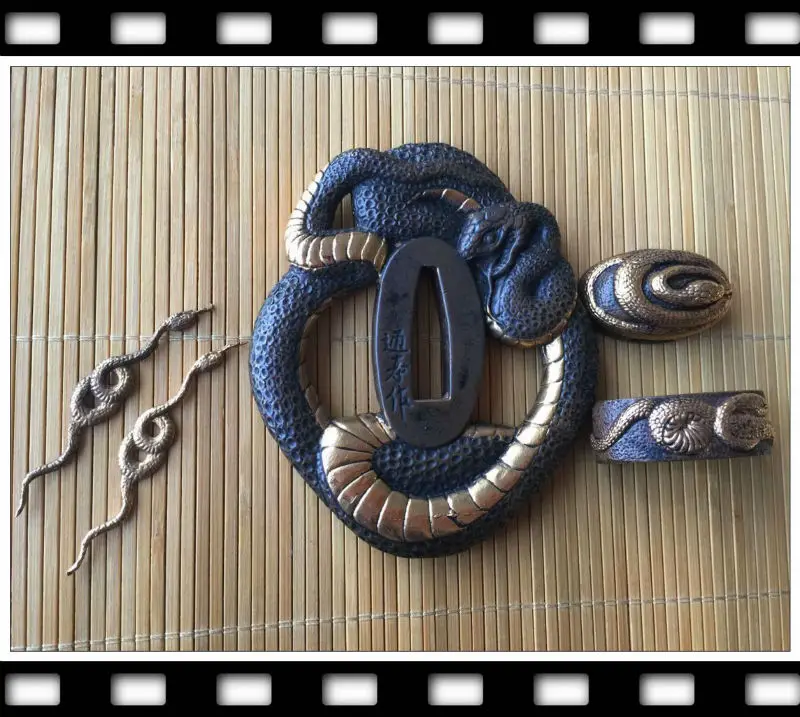 Японский медный костюм Цуба для катания меч вакидзаси аксессуары W/ Snake | Дом и сад