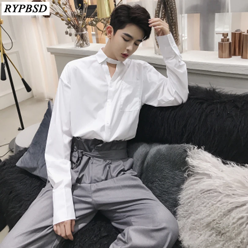 Мужская рубашка облегающая белая с длинным рукавом однотонная однобортная