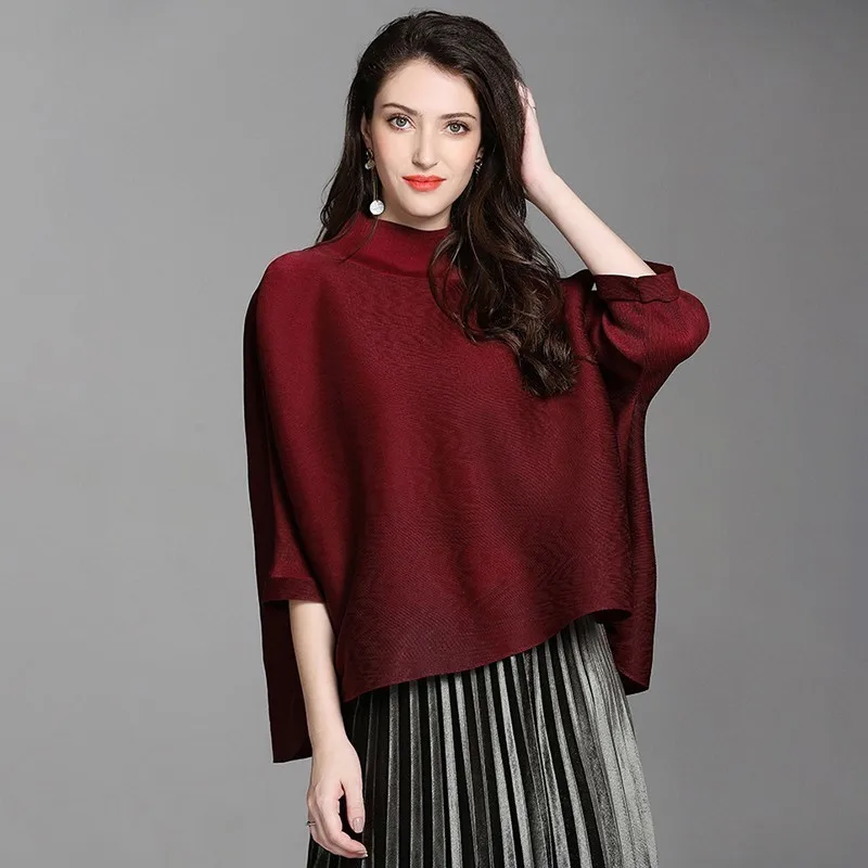 Женская футболка LANMREM свободная с рукавом три четверти и воротником стойкой