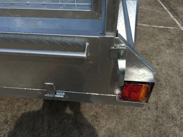 Горячий DIP GALAVANIZED 6x4 Трейлер коробки с 600 мм клеткой, все-сварные