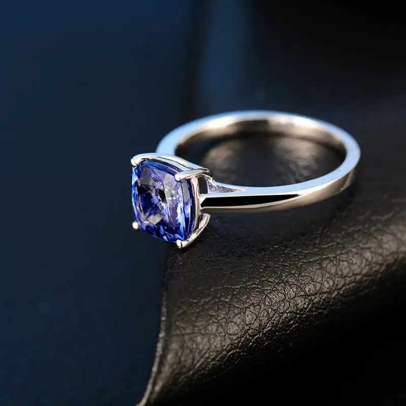 Кольцо из белого золота 18 карат с натуральным синим танзанитом|tanzanite engagement ring|cushion