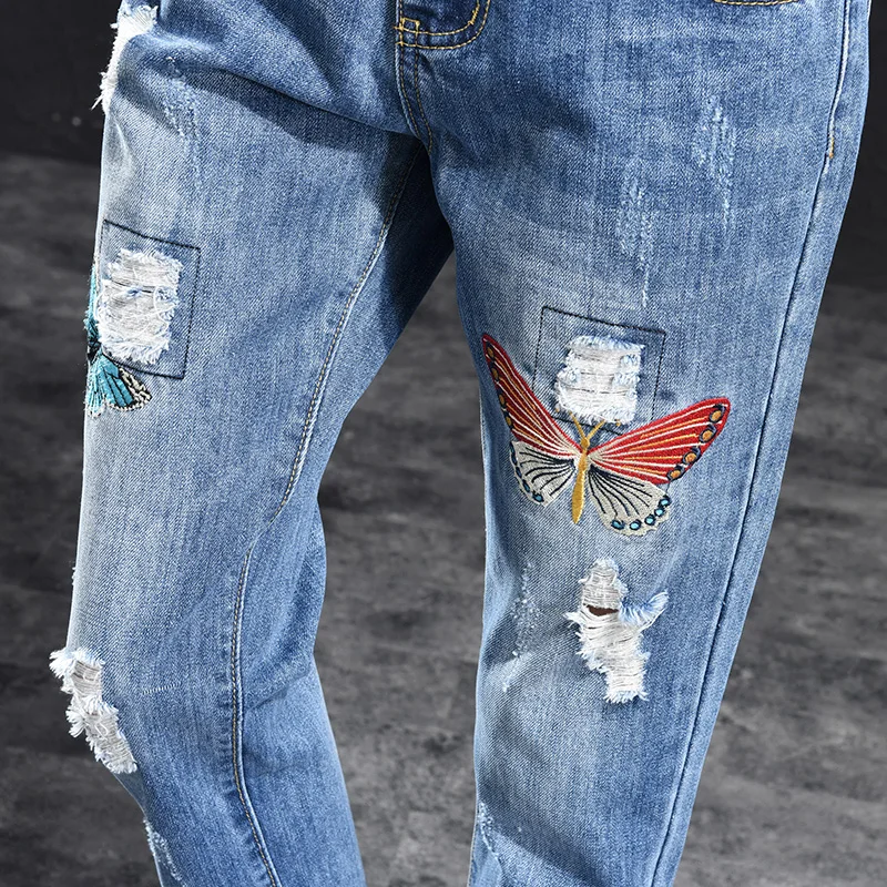 Осень 2017 г. Джинсы для женщин с вышивкой бабочки Брюки девочек Для Винтаж
