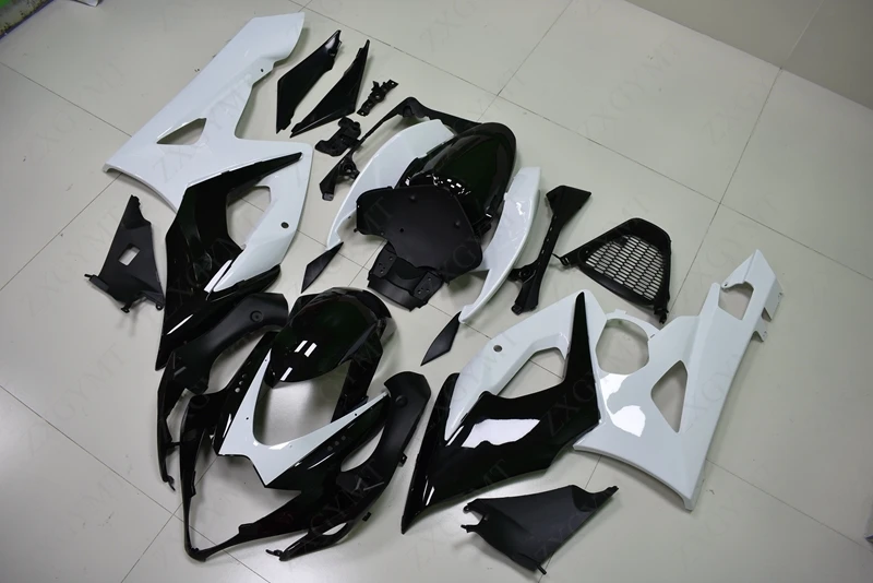 Боди-комплекты GSXR1000 2005 - 2006 K5 черные белые Обтекатели обтекатель GSX-R1000 |
