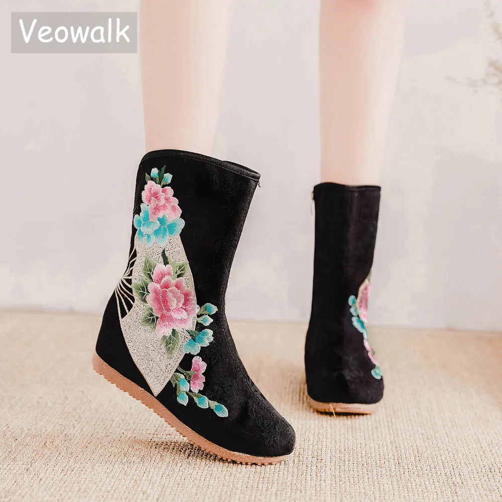 Женские холщовые сапоги Veowalk с цветочной вышивкой до середины икры удобные