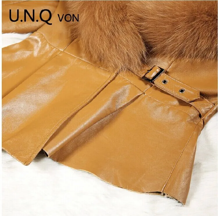 Женская теплая зимняя кожаная куртка супер лисьий меховой воротник тонкая из