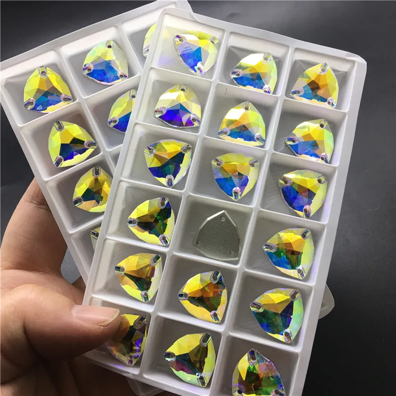 Топ Камень K9 высокое качество пришить кристально чистый AB жир треугольные камни