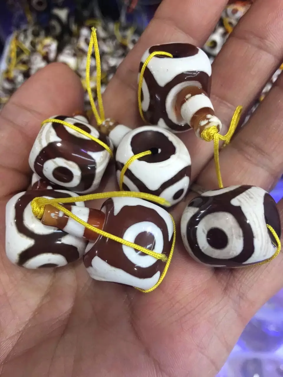 

AAA Wholesale Beauty Tee Stone Red Tibetan Dzi EYES Tibetan Necklace DIY Accessories Jewelry Making 12mm-20mm for Choice