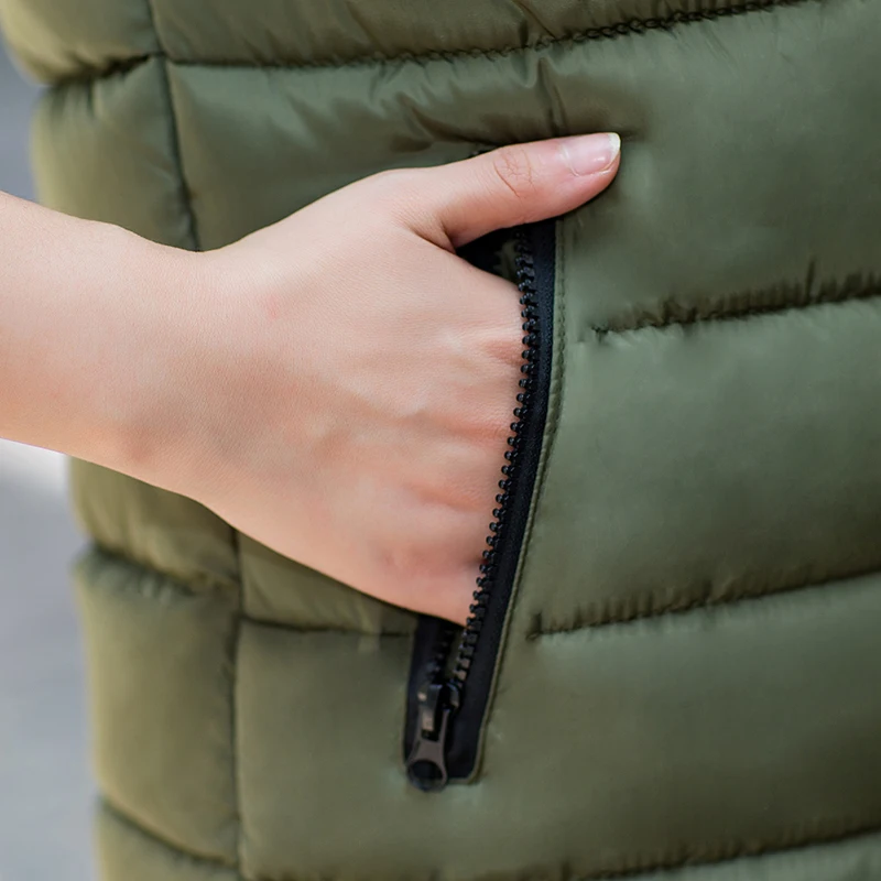 Размера плюс женский зимний жилет с капюшоном двусторонний однотонный