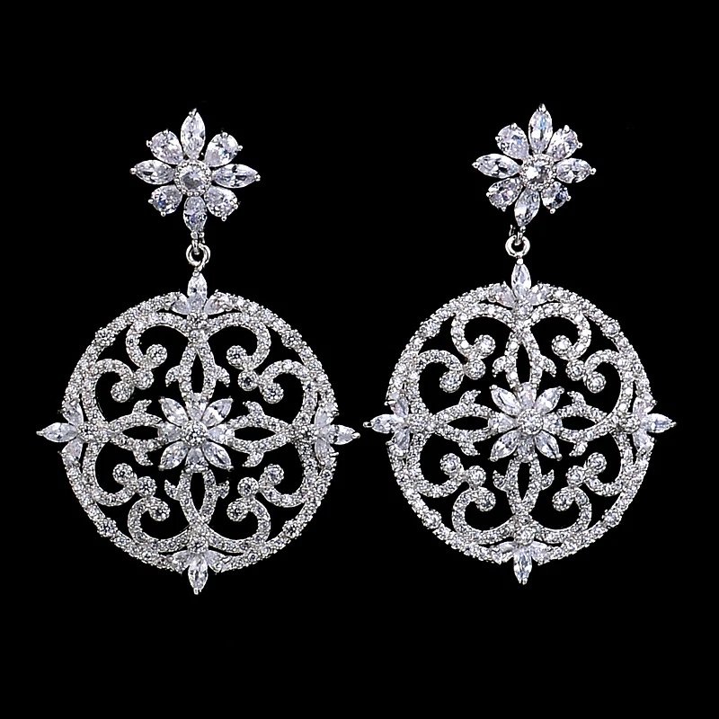 Серьги-подвески с фианитом