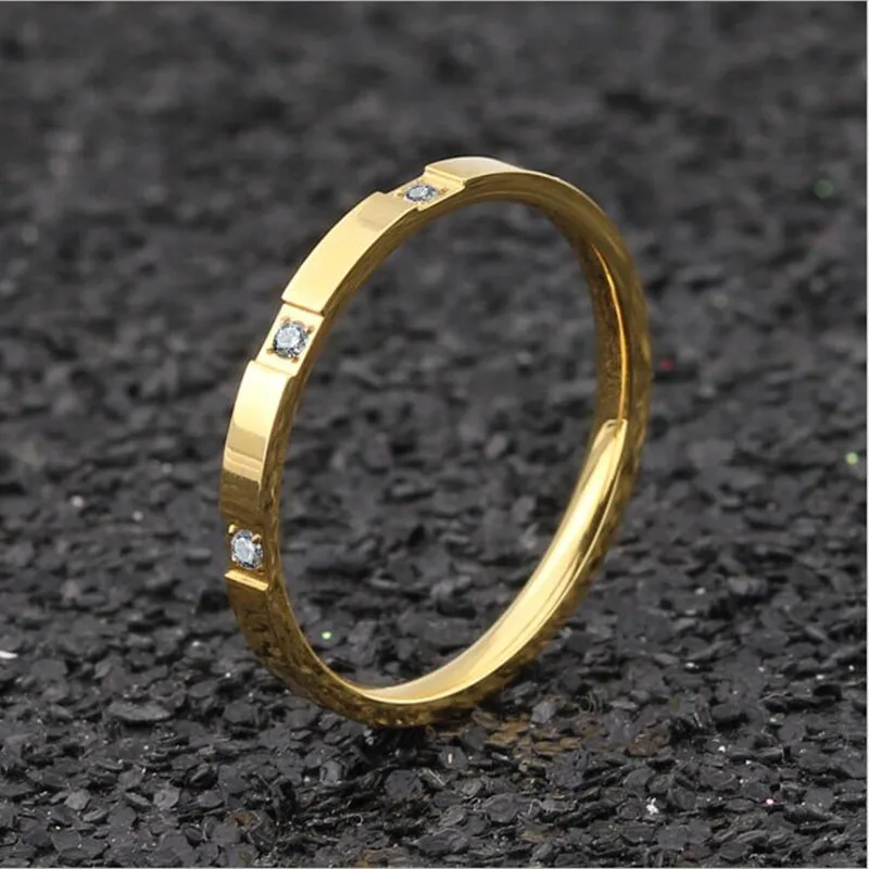 

R04 Titanium Women Men Width 2MM Slim Rings With AAA Zircon 316L Stainless Steel IP Plating No Fade Good Quality Cheap Jewelry