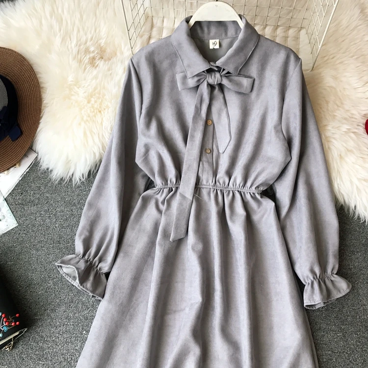 Женское винтажное Замшевое платье ALPHALMODA однотонное однобортное с отложным