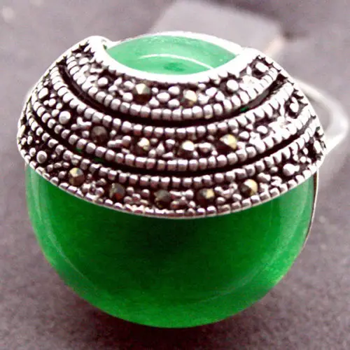 

Pretty Natural Coin Green jade 925 Sterling Silver Marcasite Ring Size 7/8/9/10