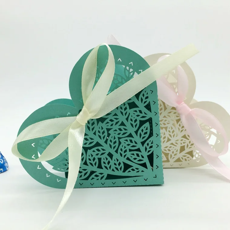 

200pcs Laser Cut Heart Hollow Leaf Candy Box Chocolates Boxes With Ribbon For Wedding Party Baby Shower Favor Gift