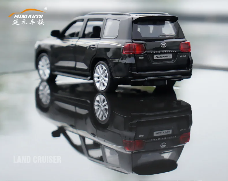 Высокая симитация 1:32 TOYOTA LAND CRUISER PRADO металлический сплав Модель автомобиля игрушки с вытягиванием назад для детей подарки на день рождения