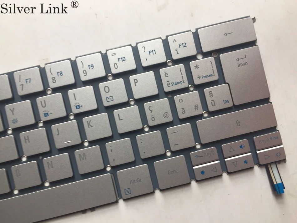 Это Итальянский клавиатура для Acer S7 S7-391 S7-392 MS2364 серебра с подсветкой клавиатуры это макет