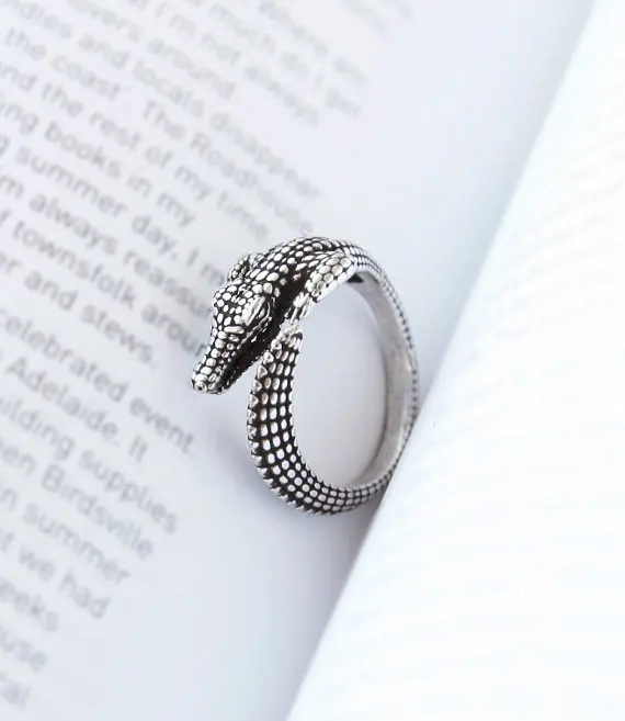 Горячая продажа 10 шт дикое кольцо в виде крокодила аллигатора регулируемые